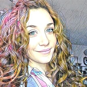 Meet your Posher, Elena